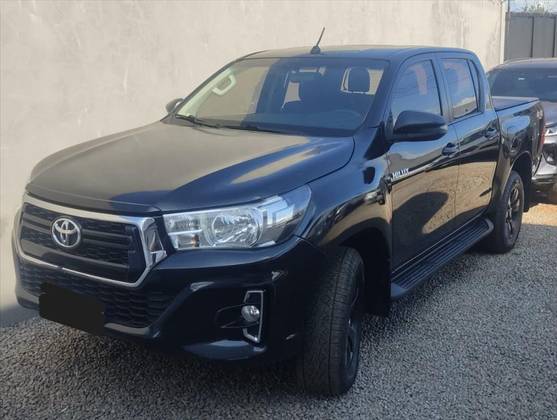 TOYOTA HILUX 2.8 SR 4X4 CD 16V DIESEL 4P AUTOMÁTICO